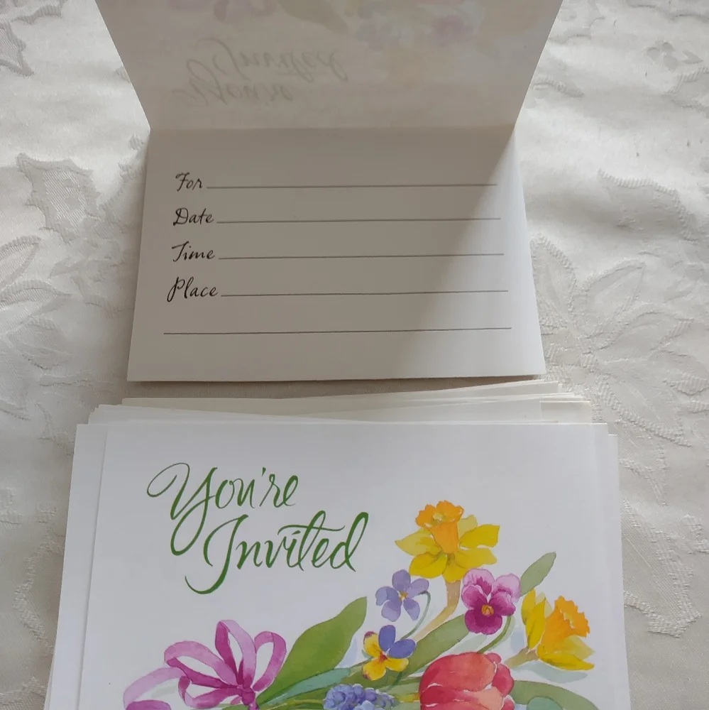Flowers bouquet You're Invited 16 cards and matching envelopes